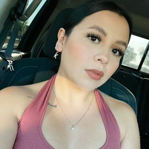 Meet your Posher, Karina